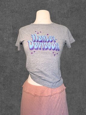 Harley-Davidson Graphic Tee – Women’s Small | Vintage Biker Babe Energy